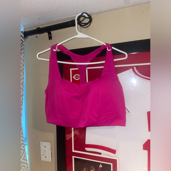 Victoria Secrets Pink Bra - Picture 2 of 6